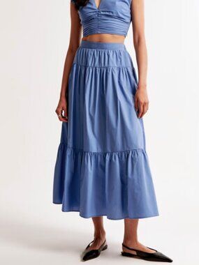 NWT Abercrombie & Fitch Blue Poplin Tiered Maxi Skirt in Women's Large